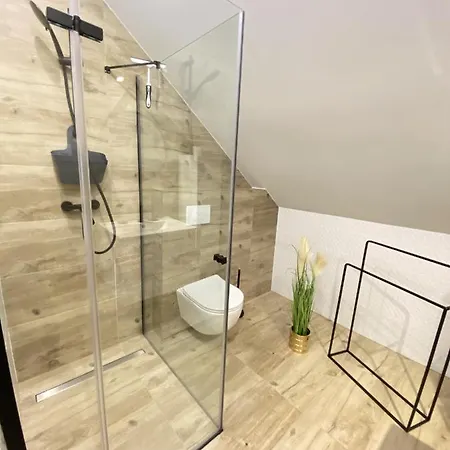 Fiona3 Centrum700m Parking Bezplatny Monitorowany Salon Tv Sypialnia Tv Lazienka Kuchnia Rekuperacja شقة كارباش