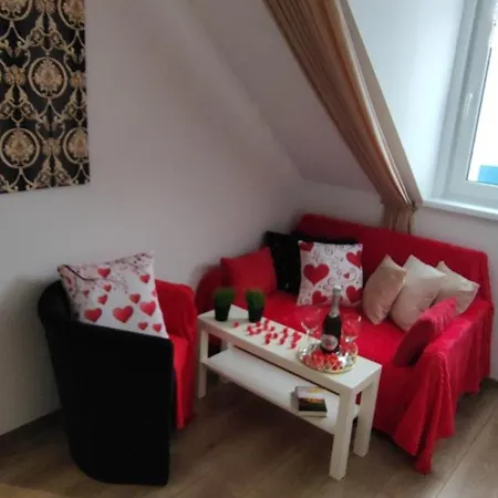 Апартаменты Fiona3 Centrum700m Parking Bezplatny Monitorowany Salon Tv Sypialnia Tv Lazienka Kuchnia Rekuperacja Карпач