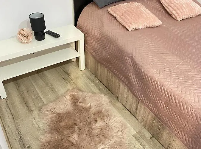 Fiona3 Centrum700m Parking Bezplatny Monitorowany Salon Tv Sypialnia Tv Lazienka Kuchnia Rekuperacja Апартаменты Карпач