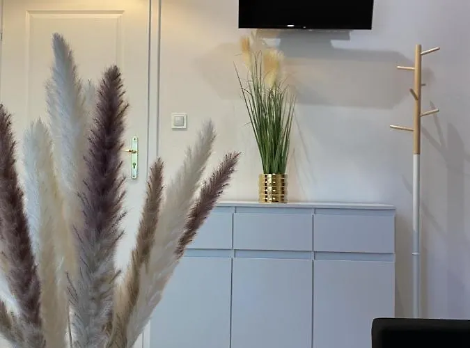 Fiona3 Centrum700m Parking Bezplatny Monitorowany Salon Tv Sypialnia Tv Lazienka Kuchnia Rekuperacja Апартаменты *