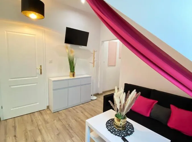 Fiona3 Centrum700m Parking Bezplatny Monitorowany Salon Tv Sypialnia Tv Lazienka Kuchnia Rekuperacja Апартаменты