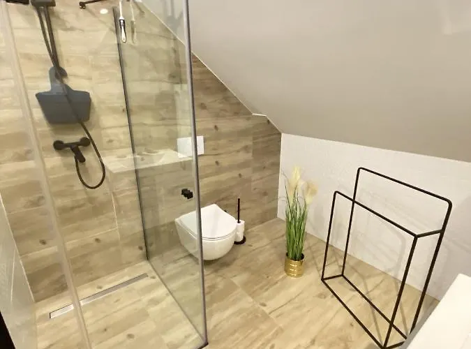 Fiona3 Centrum700m Parking Bezplatny Monitorowany Salon Tv Sypialnia Tv Lazienka Kuchnia Rekuperacja Апартаменты *