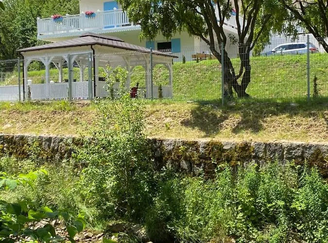 Fiona3 Centrum700m Parking Bezplatny Monitorowany Salon Tv Sypialnia Tv Lazienka Kuchnia Rekuperacja Апартаменты Карпач