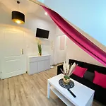 Fiona3 Centrum700m Parking Bezplatny Monitorowany Salon Tv Sypialnia Tv Lazienka Kuchnia Rekuperacja Apartment